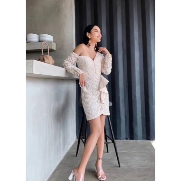 Nwt Self-Portrait Sequin Ruffle Mini Dress Ivory - Picture 14 of 15